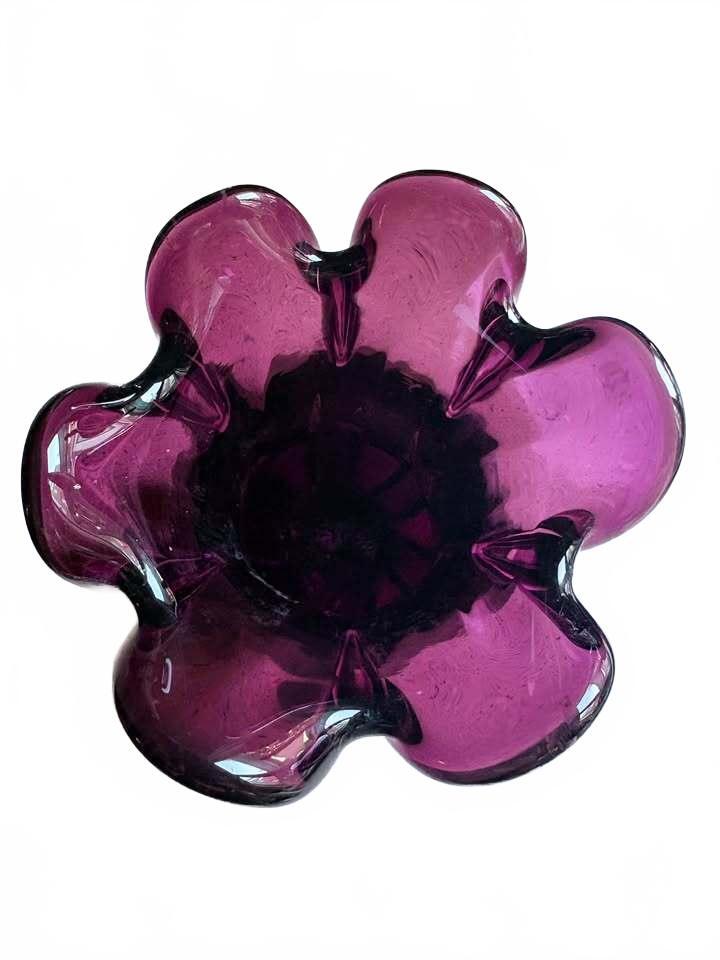 Mid Century Amethyst Purple Royal Gallery Art Glass Vase