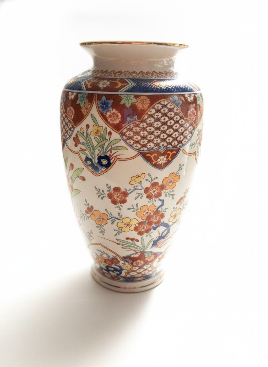 Wakayama Japanese Porcelain Floral Vase with Traditional Pattern